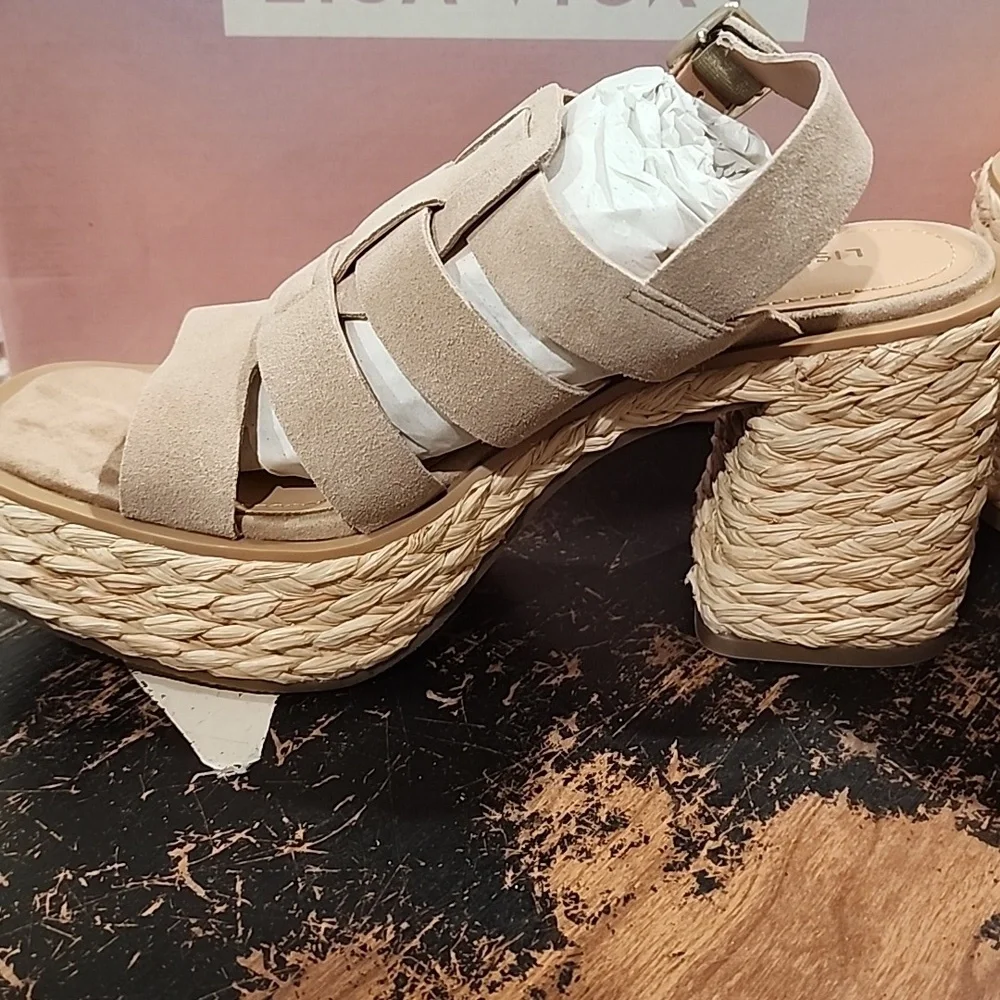 Lisa & Vicky Just -V Tan Carmel Strappy Suede Platform Women Size 8